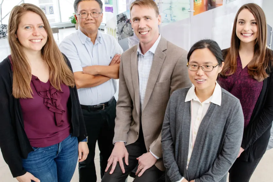 A University of Illinois team developed a web app that can identify drug compounds that will accumulate in Gram-negative bacteria, overcoming a major hurdle in the development of new drugs to kill these dangerous pathogens. The team includes, from left, graduate student Emily Geddes, pathobiology professor Gee Lau, chemistry professor Paul Hergenrother, postdoctoral researcher Hyang Yeon Lee, and postdoctoral researcher Erica Parker.   