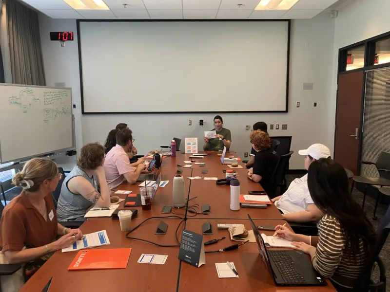 Carolyn MacDonald leads Graduate Student Workshop